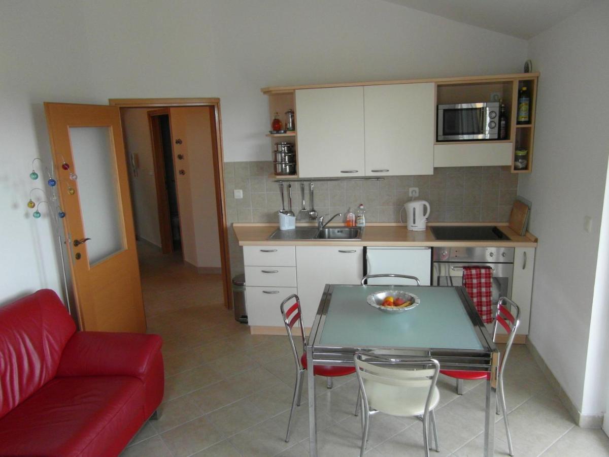 Bentley - Sea-View - 2 Bedroom Apartment Премантура Екстер'єр фото