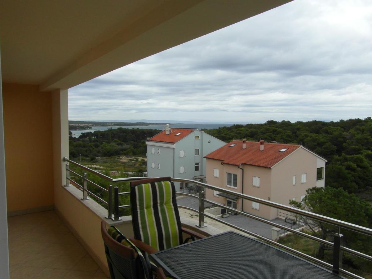 Bentley - Sea-View - 2 Bedroom Apartment Премантура Екстер'єр фото