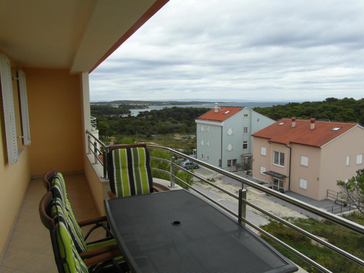 Bentley - Sea-View - 2 Bedroom Apartment Премантура Екстер'єр фото